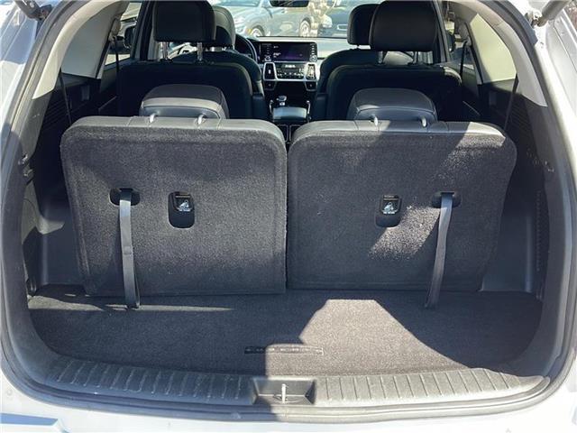 Photo of 2021 Sparkling Silver Kia Sorento