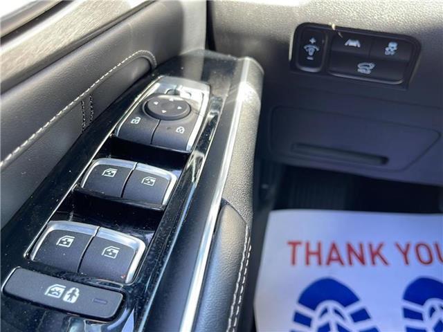 Photo of 2021 Sparkling Silver Kia Sorento