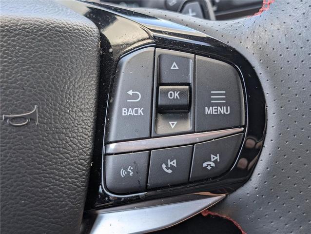 Photo of 2025 Star White Metallic Tri-Coat Ford Explorer
