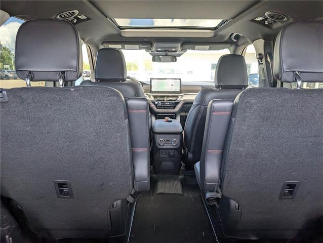 Photo of 2025 Star White Metallic Tri-Coat Ford Explorer