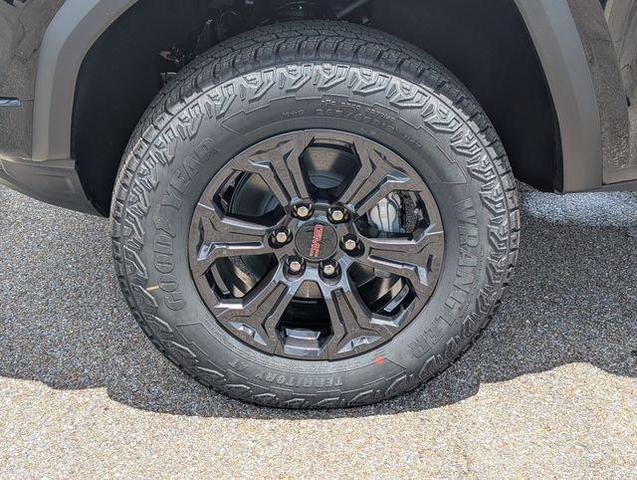 Photo of 2025 Onyx Black GMC Canyon