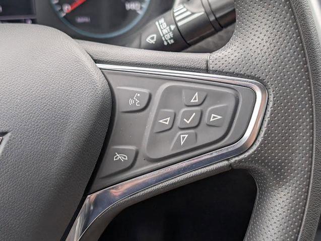Photo of 2024 Summit White Chevrolet Malibu