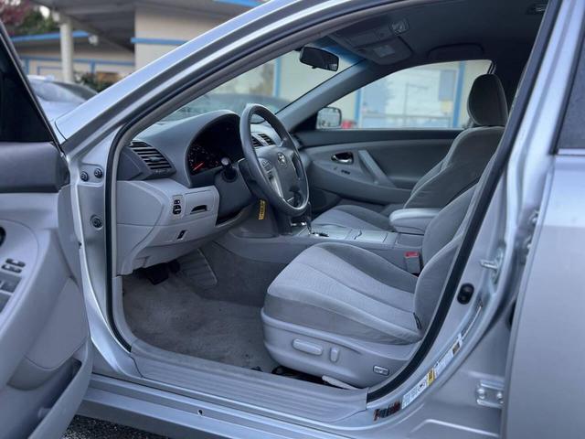 Photo of 2010 Classic Silver Metallic Toyota Camry