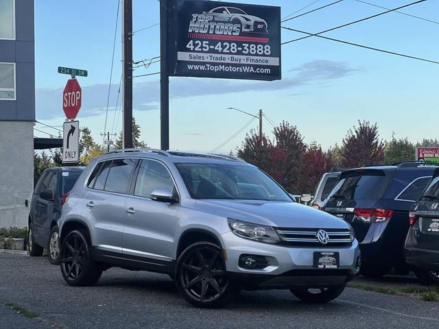 Photo of 2013 Reflex Silver Metallic Volkswagen Tiguan