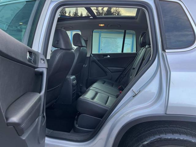 Photo of 2013 Reflex Silver Metallic Volkswagen Tiguan