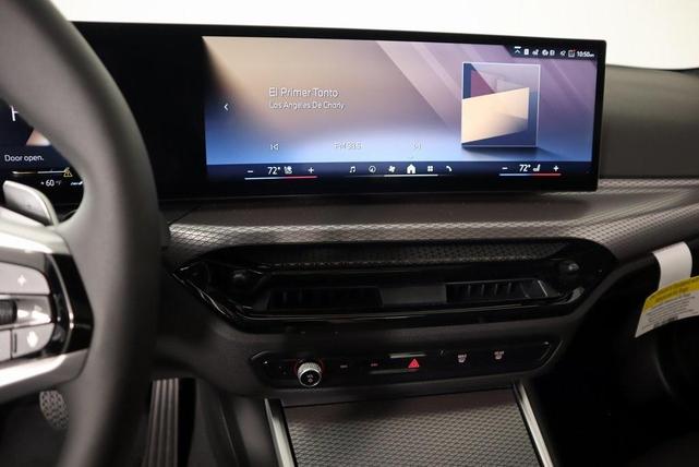 Photo of 2025 Mineral White Metallic BMW 330