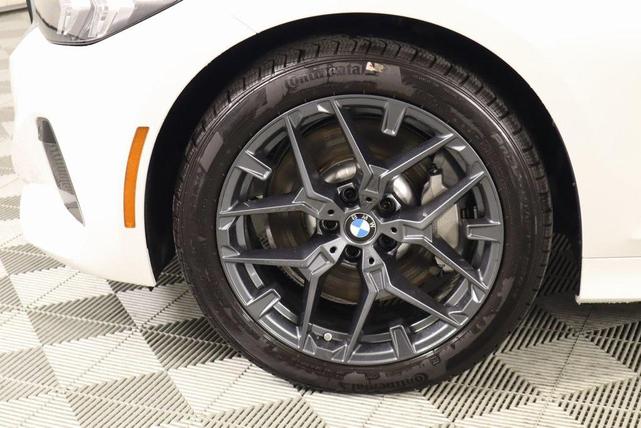 Photo of 2025 Mineral White Metallic BMW 330