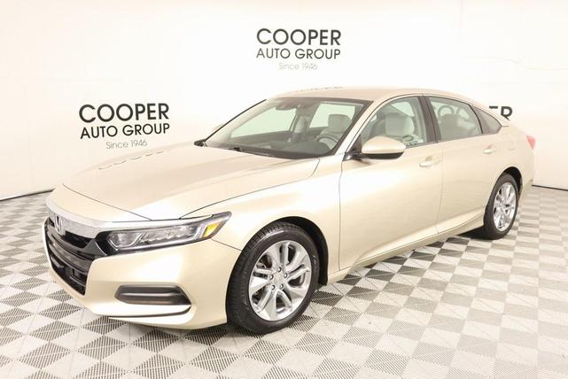 Photo of 2018 Champagne Frost Pearl Honda Accord