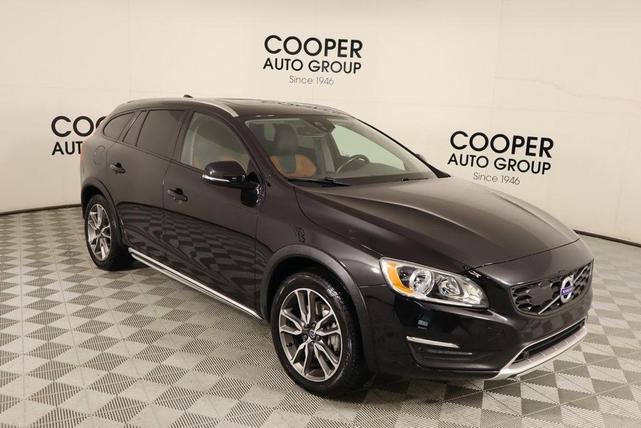 2018 Volvo V60 Cross Country