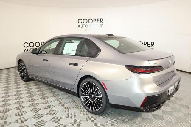 Photo of 2025 Oxide Gray Metallic BMW 760