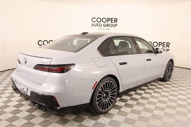 Photo of 2025 Brooklyn Gray Metallic BMW 760