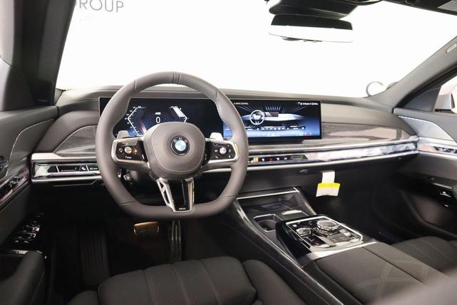 Photo of 2025 Brooklyn Gray Metallic BMW 760