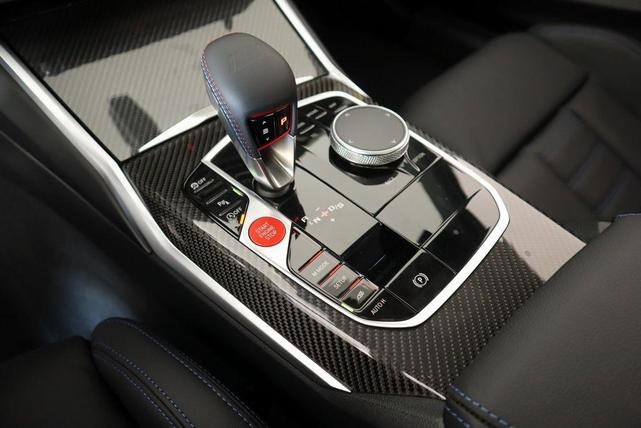 Photo of 2025 Black Sapphire Metallic BMW M2
