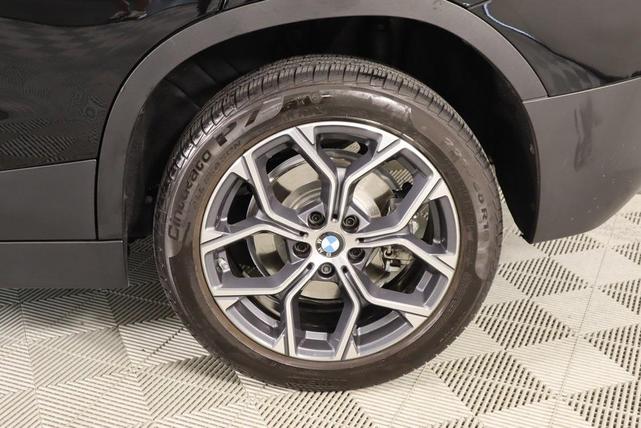 Photo of 2023 Jet Black BMW X2