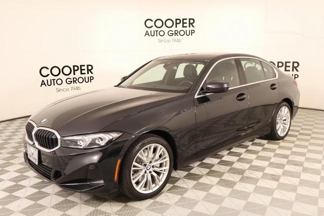 Photo of 2024 Black Sapphire Metallic BMW 330