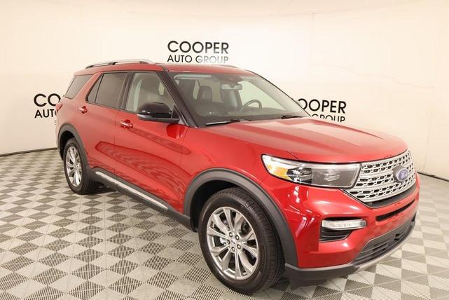 Photo of 2022 Rapid Red Metallic Tinted Clearcoat Ford Explorer