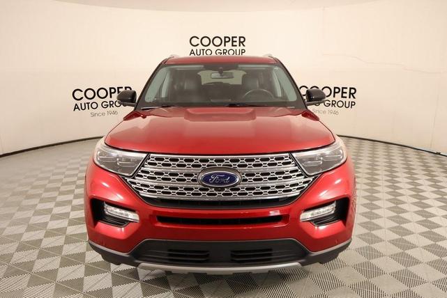 Photo of 2022 Rapid Red Metallic Tinted Clearcoat Ford Explorer