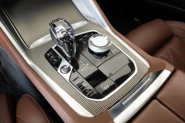 Photo of 2023 Phytonic Blue Metallic BMW X6
