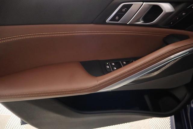 Photo of 2023 Phytonic Blue Metallic BMW X6