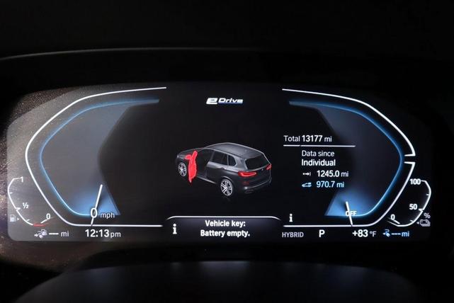 Photo of 2023 Alpine White BMW X5 PHEV