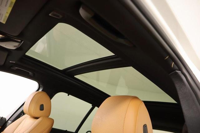 Photo of 2023 Alpine White BMW X5 PHEV
