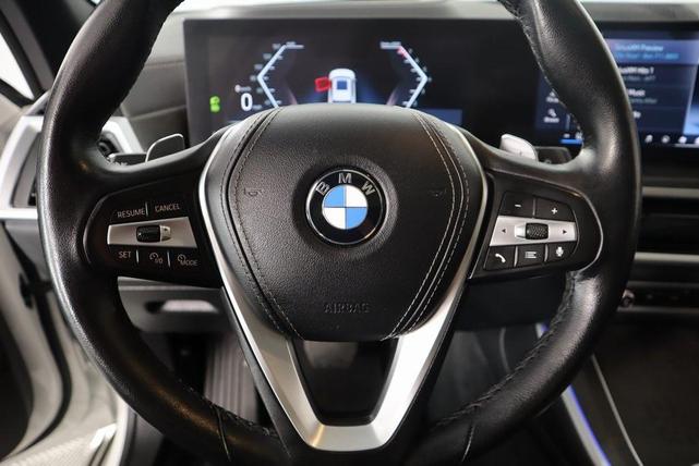 Photo of 2024 Mineral White Metallic BMW X5