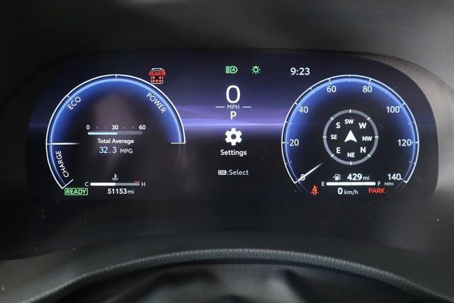Photo of 2023 Wind Chill Pearl Toyota Highlander Hybrid