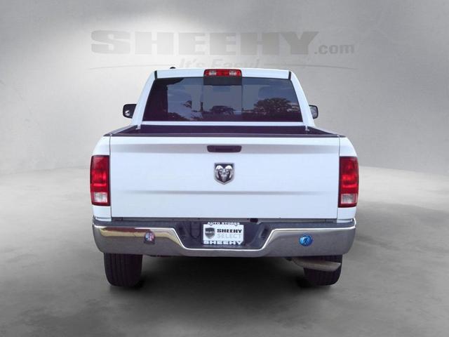 Photo of 2019 Bright White Clearcoat RAM 1500