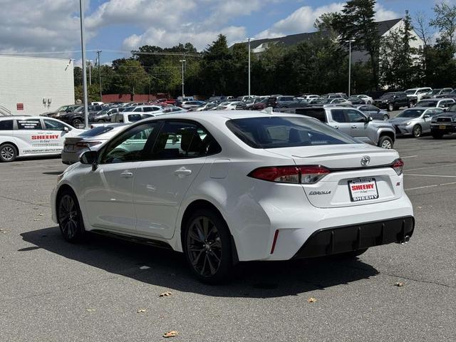 Photo of 2025 Ice Toyota Corolla