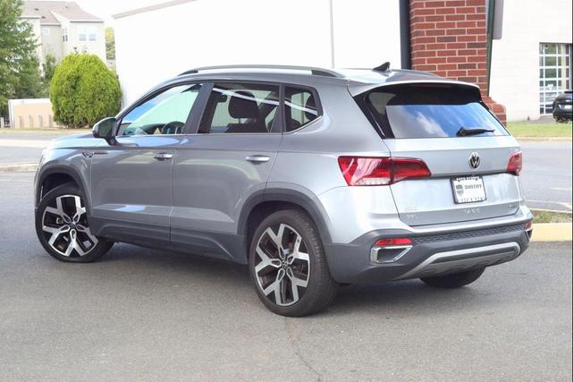 Photo of 2022 Pyrite Silver Metallic Volkswagen Taos