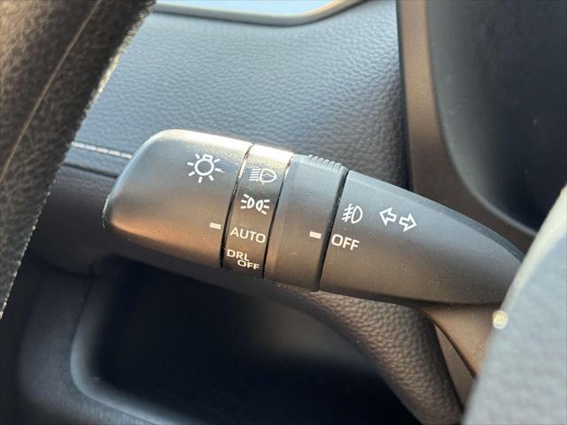 Photo of 2020 Pearl Toyota RAV4 Hybrid