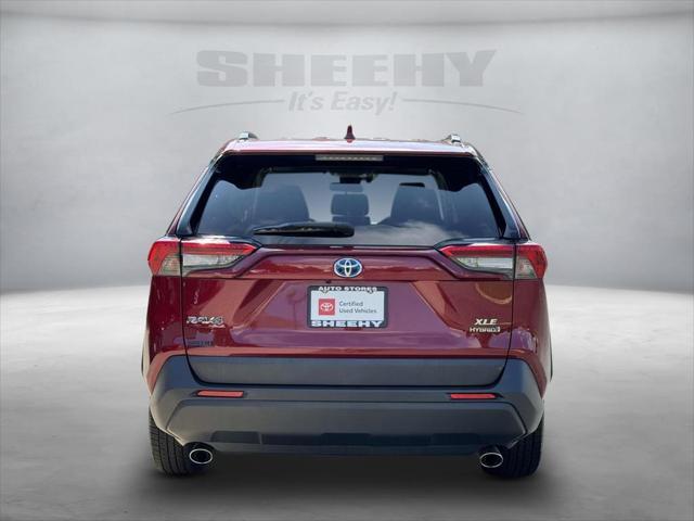 Photo of 2020 Pearl Toyota RAV4 Hybrid