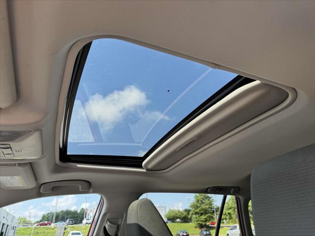 Photo of 2020 Pearl Toyota RAV4 Hybrid