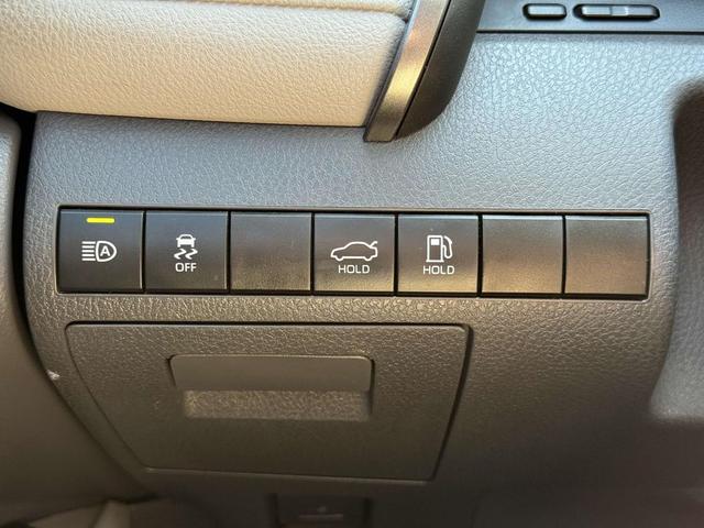 Photo of 2024 Predawn Gray Mica Toyota Camry