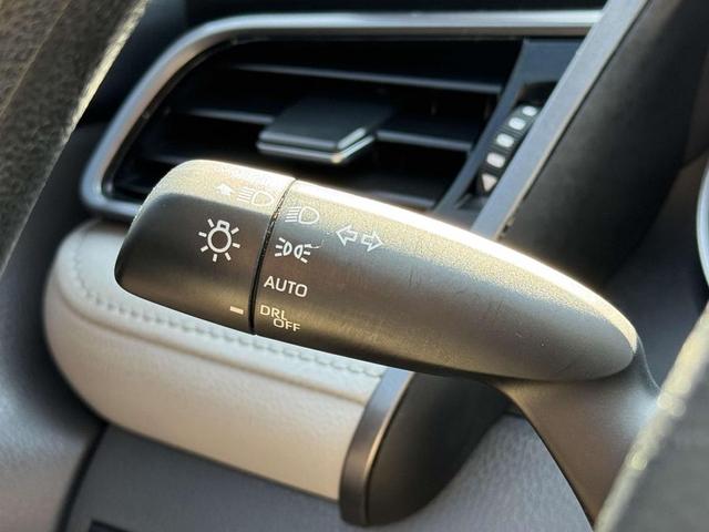 Photo of 2024 Predawn Gray Mica Toyota Camry