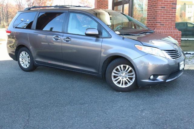 2014 Toyota Sienna