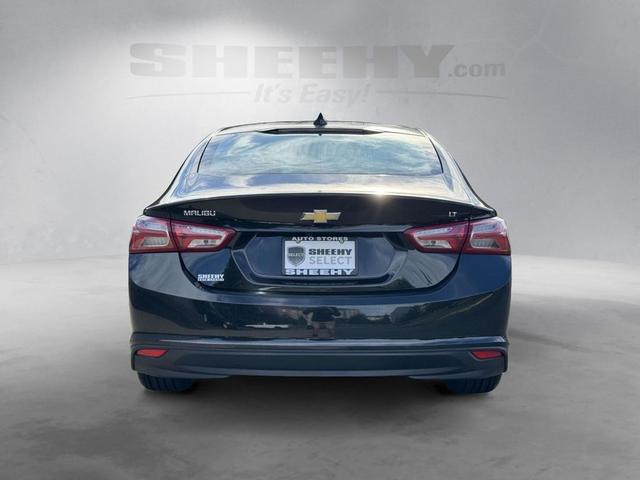 Photo of 2022 Mosaic Black Metallic Chevrolet Malibu
