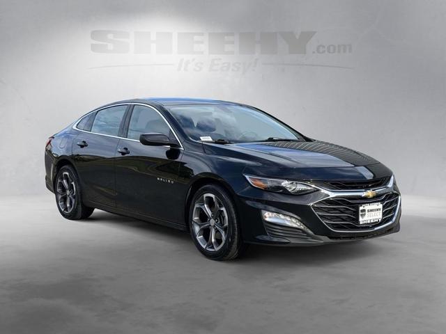 Photo of 2022 Mosaic Black Metallic Chevrolet Malibu