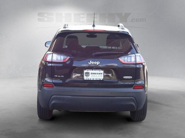 Photo of 2020 Diamond Black Crystal Pearlcoat Jeep Cherokee