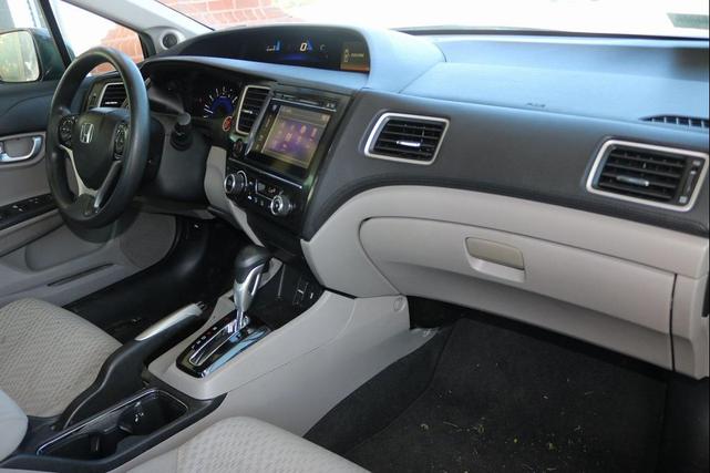 Photo of 2014 Crystal Black Pearl Honda Civic