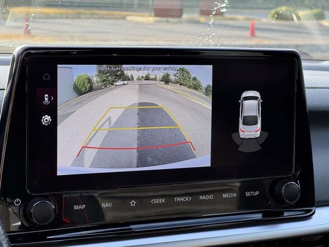 Photo of 2023 Snow White Pearl Kia Forte