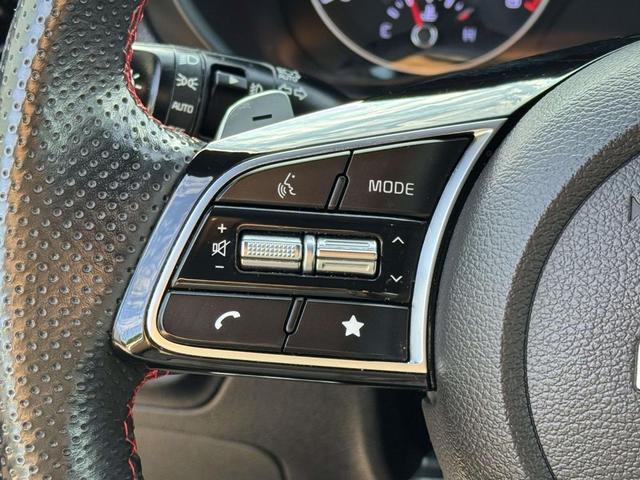 Photo of 2023 Snow White Pearl Kia Forte