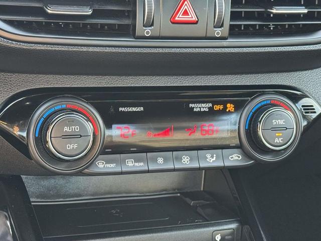 Photo of 2023 Snow White Pearl Kia Forte