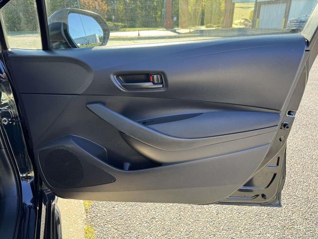 Photo of 2025 Midnight Black Metallic Toyota Corolla Hybrid