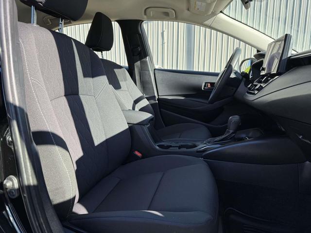 Photo of 2025 Midnight Black Metallic Toyota Corolla Hybrid