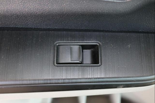 Photo of 2013 Cosmic Gray Mica Toyota Camry