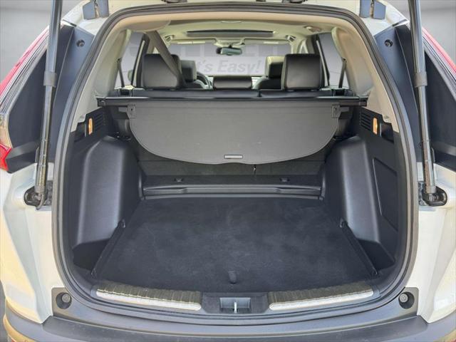 Photo of 2022 Platinum White Pearl Honda CR-V