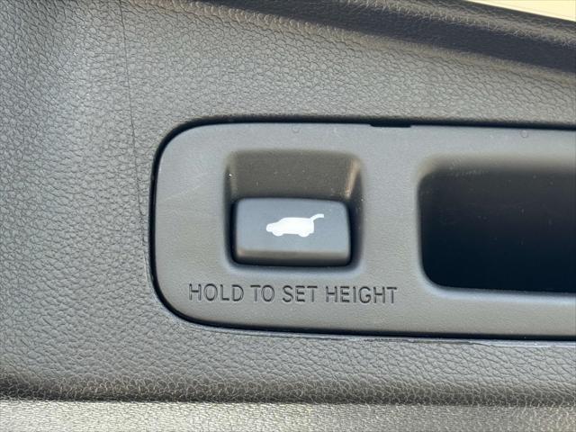 Photo of 2022 Platinum White Pearl Honda CR-V
