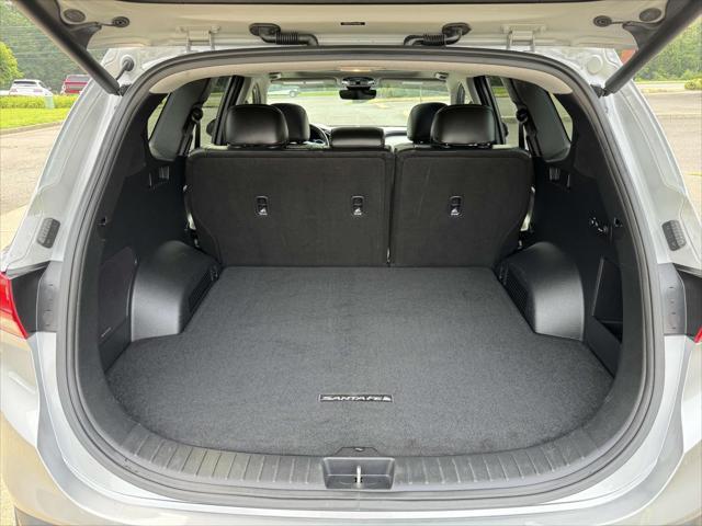 Photo of 2022 Shimmering Silver Pearl Hyundai SANTA FE