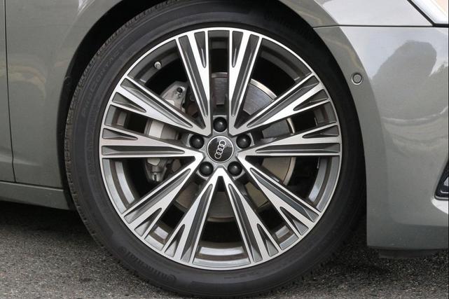 Photo of 2023 Gray Metallic Audi A6